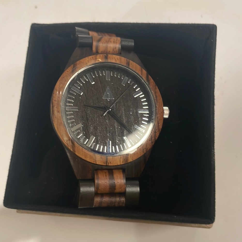 Mens watch